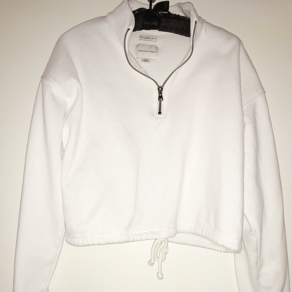 White cropped quarter zip sweatshirt